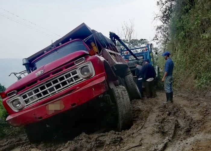 ¡Quizás su carro 4x2 sí sirve para el barro!