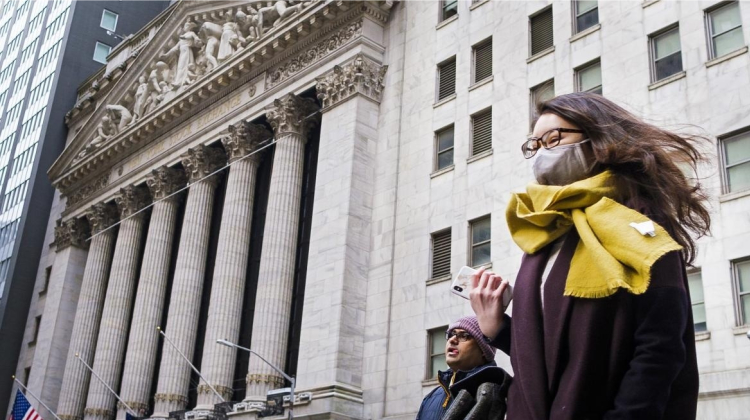 Del dinero de la nada al dinero para la humanidad