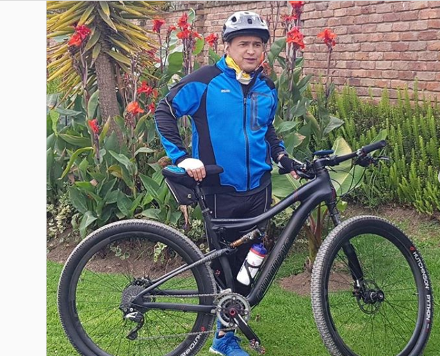 La policía le recupera la bicicleta a Jorge Celedón