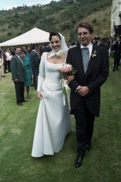 Carolina Gómez y Nicolás Hoyos, padre de su hijo Tomás, durante su primer matrimonio. Foto: Archivo CROMOS