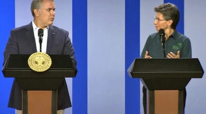  - Lo que diga su mamá