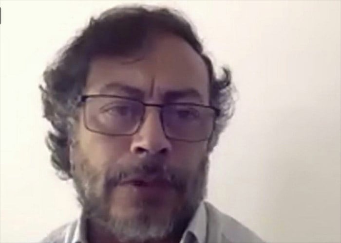 Petro estaría regresando en vuelo humanitario este lunes