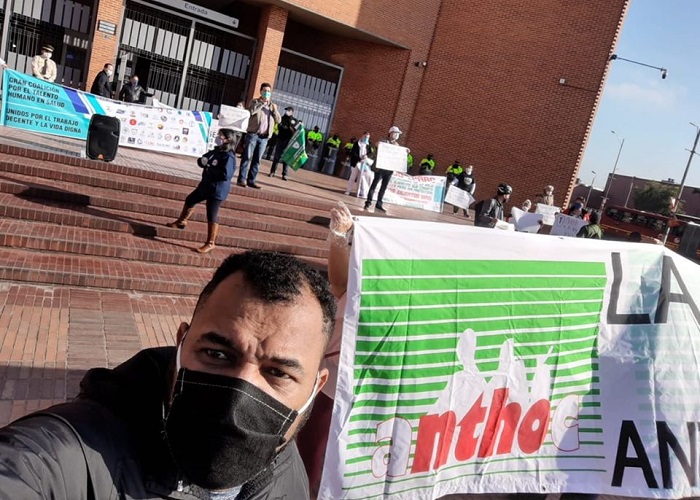 Trabajadores de la salud de Bogotá exigen al gobierno que atienda sus reclamos