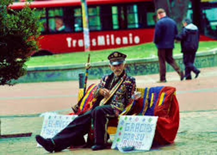 Adiós al General Sandúa, príncipe de la paz en Colombia