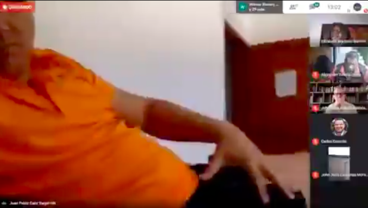 Captan a miembro del Centro Democrático tocando su parte intima en sesión virtual del Congreso