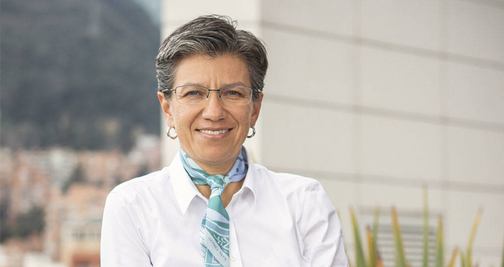 Claudia López se enfrenta a Duque por el día sin IVA