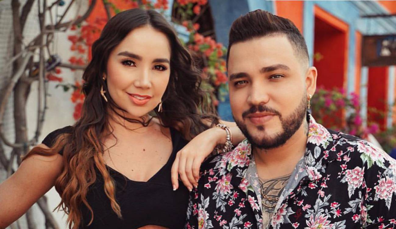 Concierto de Jessi Uribe y Paola Jara colapsa en internet y las burlas se desatan