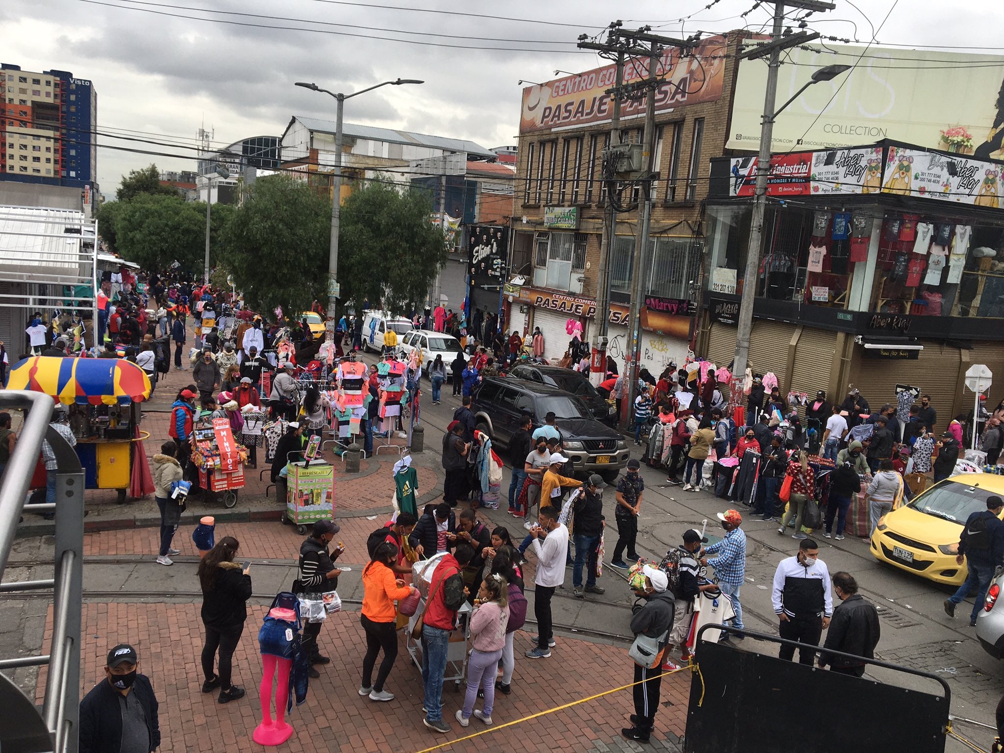 La irresponsabilidad de los bogotanos: San Victorino como si fuera diciembre