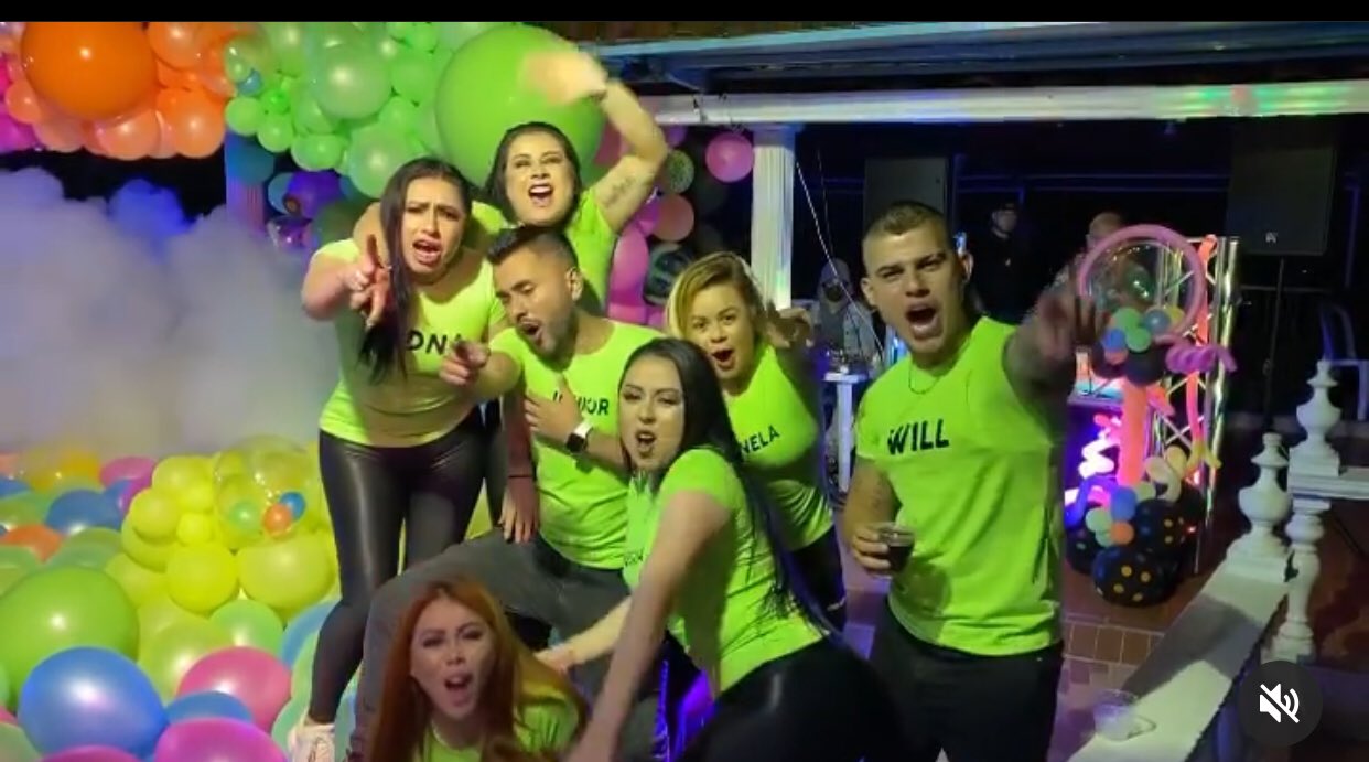 Para Yina Calderón no hay ley: se va a Medellín y arma orgifiesta en piscina. VIDEO