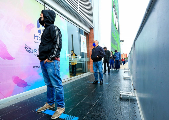 Este lunes, plan piloto de apertura de centros comerciales