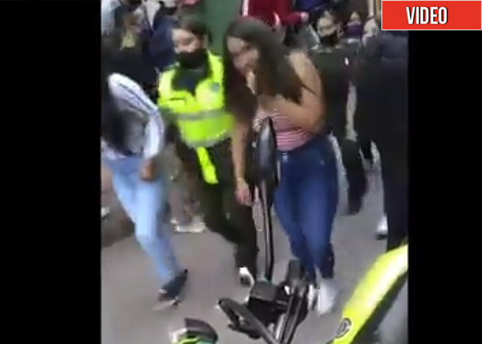 Pistolas, coca y trago ventiado: 134 personas rumbiando en una chiquiteca