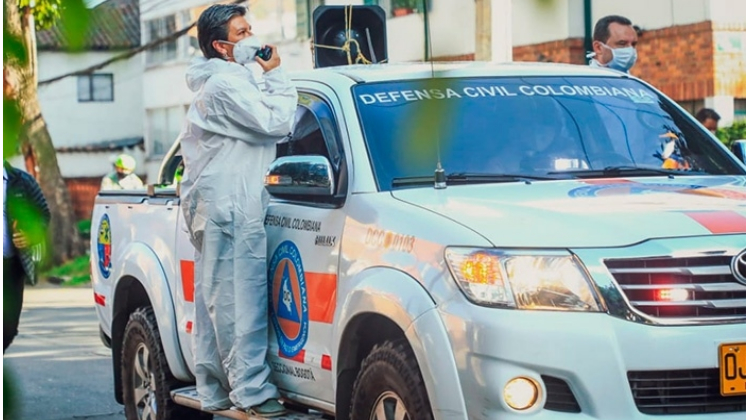 Al final Duque le ganó el pulso a Claudia y volvieron a perder los pobres