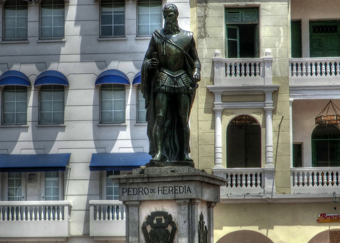 ¿Debe quitar Cartagena la estatua de Pedro de Heredia?
