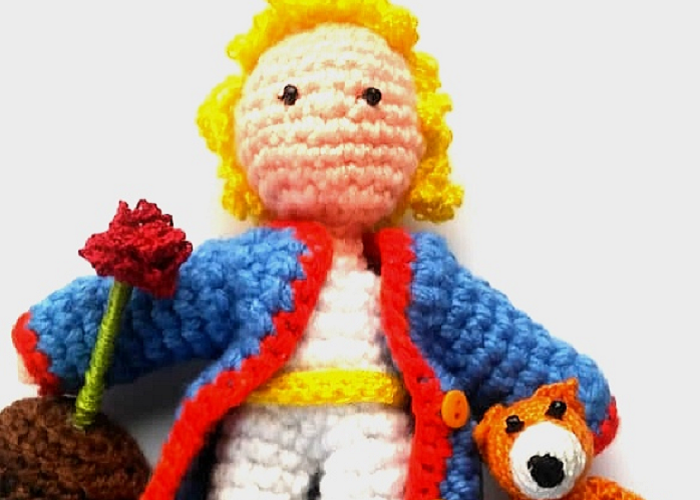 Sueños tejidos en lana en una fábrica de juguetes