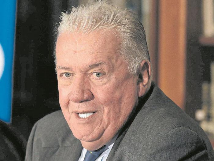 Los canosos se la ganaron a Duque