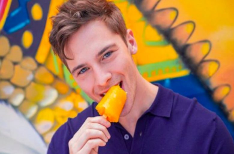 "Kale Anders es un estafador"