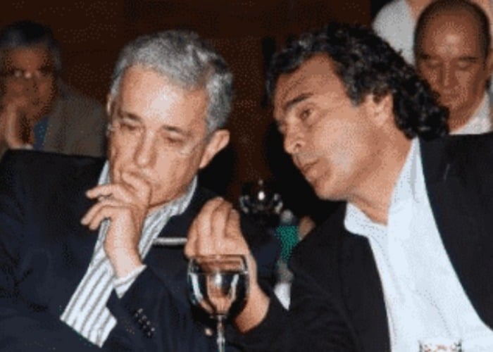 Uribe le recuerda a Fajardo que él fue su promotor
