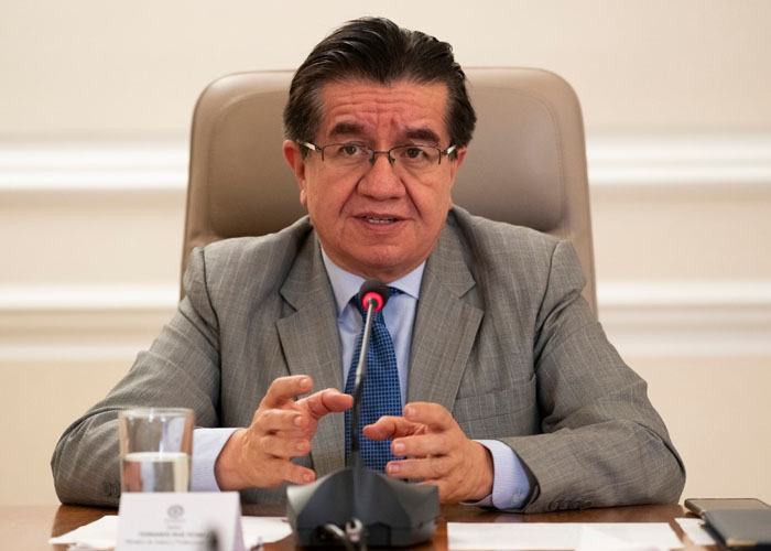 Viajeros que llegan del exterior no necesitan PCR: último viraje del Gobierno