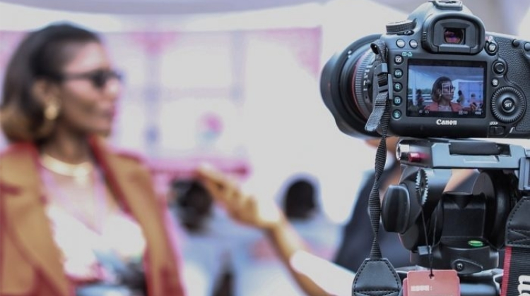 Padre, quiero hablar con usted: armar bochinches