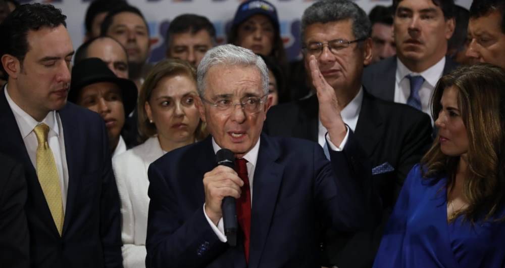 Se encienden las alarmas en el Centro Democrático por probable detención de Uribe