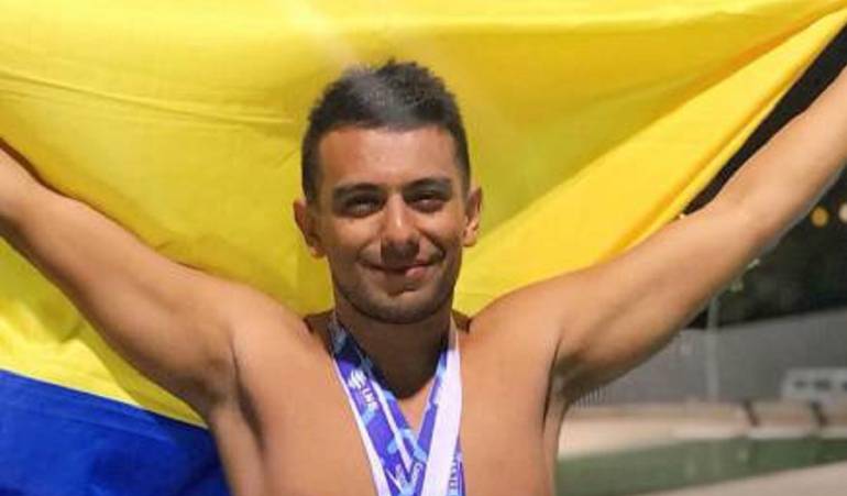 No paran los ataques al campeón que se rebeló contra gobierno Duque