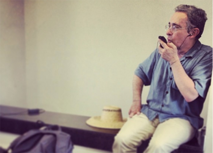 El expresidente Uribe sólo viajará a Medellín, cuando supere la COVID-19