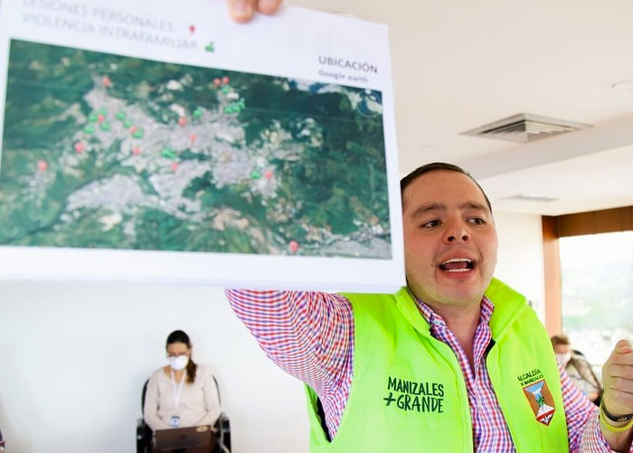 Amenaza de revocatoria al alcalde de Manizales: ¡Hay que rodearlo!