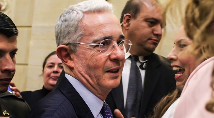  - Uribe cierra el capítulo de su vida pública
