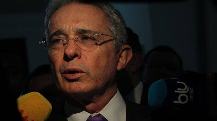 Uribe: ¿delincuente o mártir?