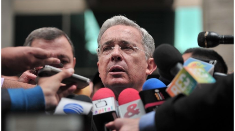 Los medios y Uribe, de no polaricen a polarizar