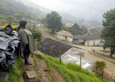  - Policía humilla a niño indígena que salió a comprar cartulina - Página 2