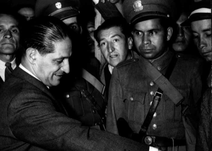 Reestructuración urgente de la formación mental de la Policía Nacional