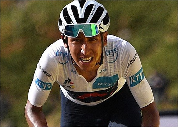 La humildad de Egan: ahora le lleva el agua a sus compañeros