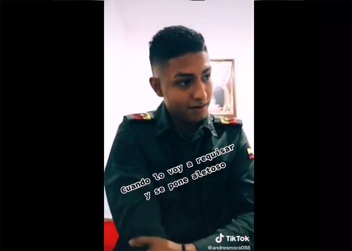 Policia colombiano hace chistes sobre el abuso sexual en redes sociales