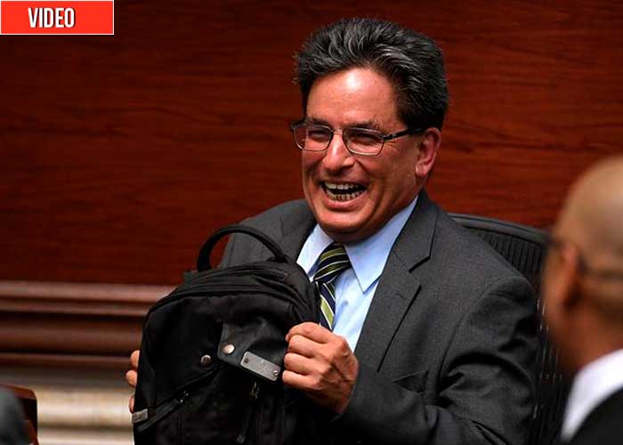 VIDEO: ¿Por qué el Ministro Carrasquilla se hace odiar tanto?