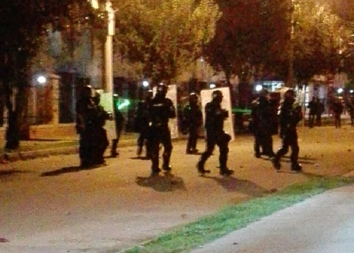 Bogotá militarizada: 7 muertos, más de 100 heridos y varias estaciones de policía quemadas