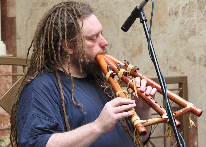 Las redes sociales no son peores que los cigarrillos: una crítica a Jaron Lanier y a los medios