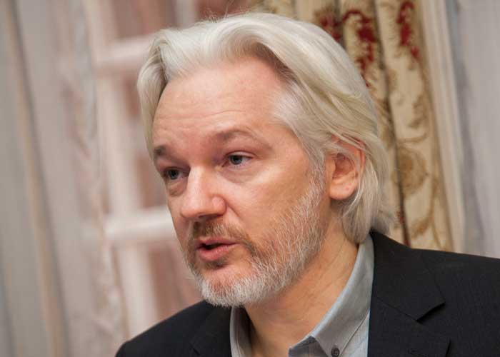 Assange está a punto de ser llevado a la misma cárcel del Chapo Guzmán