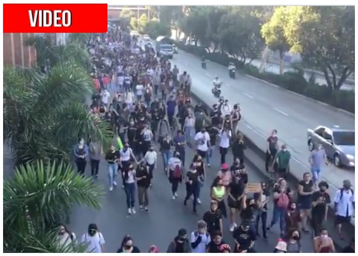 Cientos de personas salieron en Medellín a rechazar la Policía