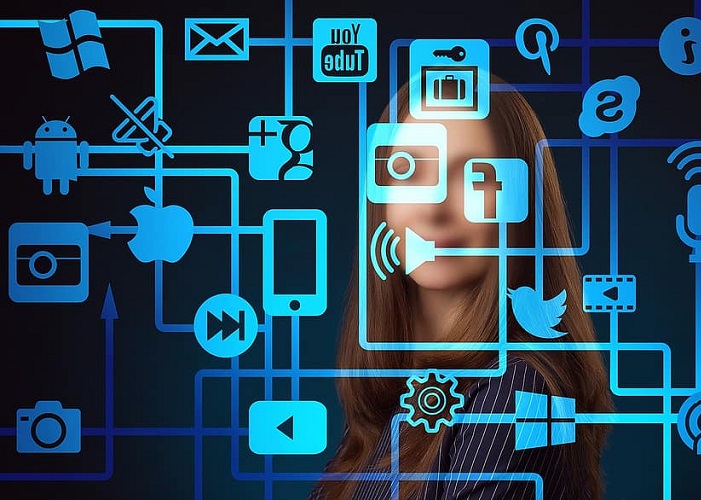 Polarización y virus ideológicos en la era de las redes, los algoritmos y la falsa democracia comunicativa