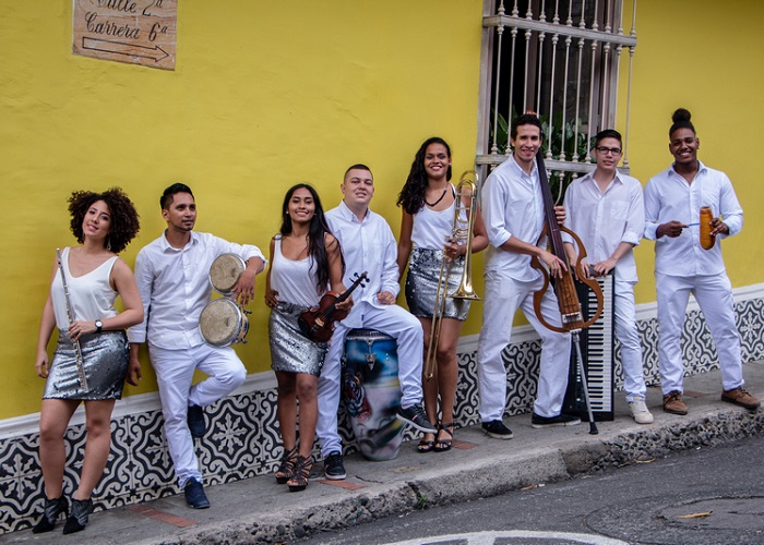 Con De la loma son, la salsa goza de buena salud…