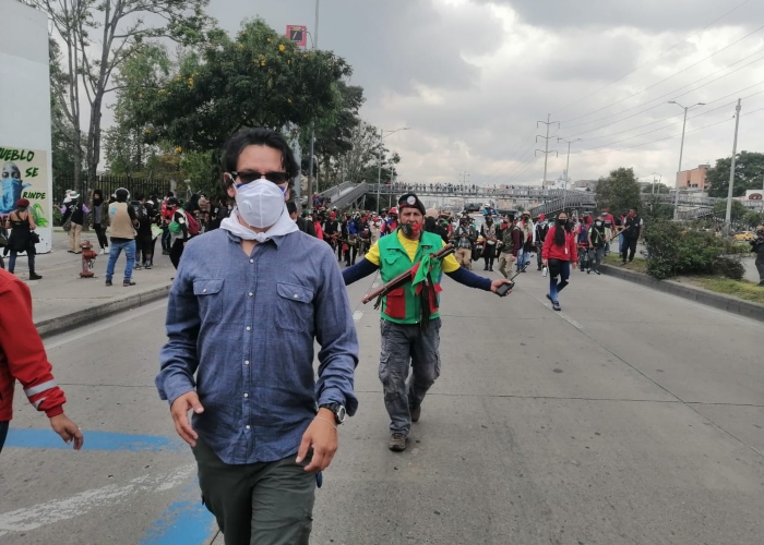 Caminando y conversando por la Minga
