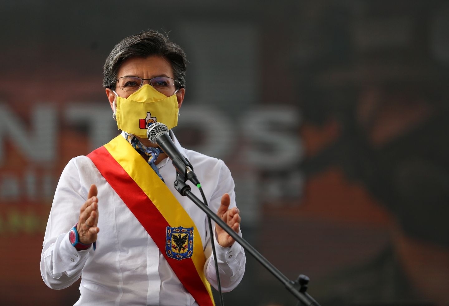 Claudia López condena aún más a los vendendores ambulantes en plena pandemia