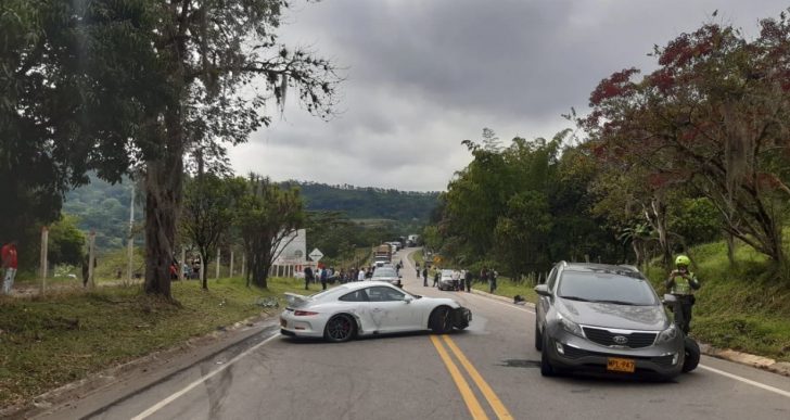  - La vida de los ciclistas no importa: Porshe atropella a deportista en Santander