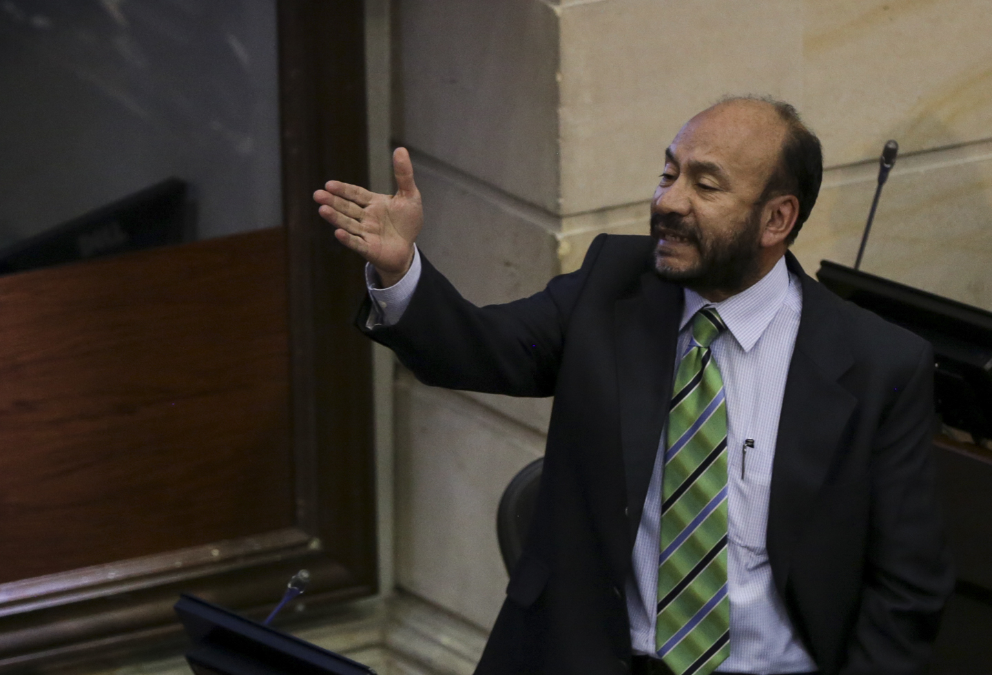 El ridículo que hizo uribista analizando ausencia de vandalismo en la minga