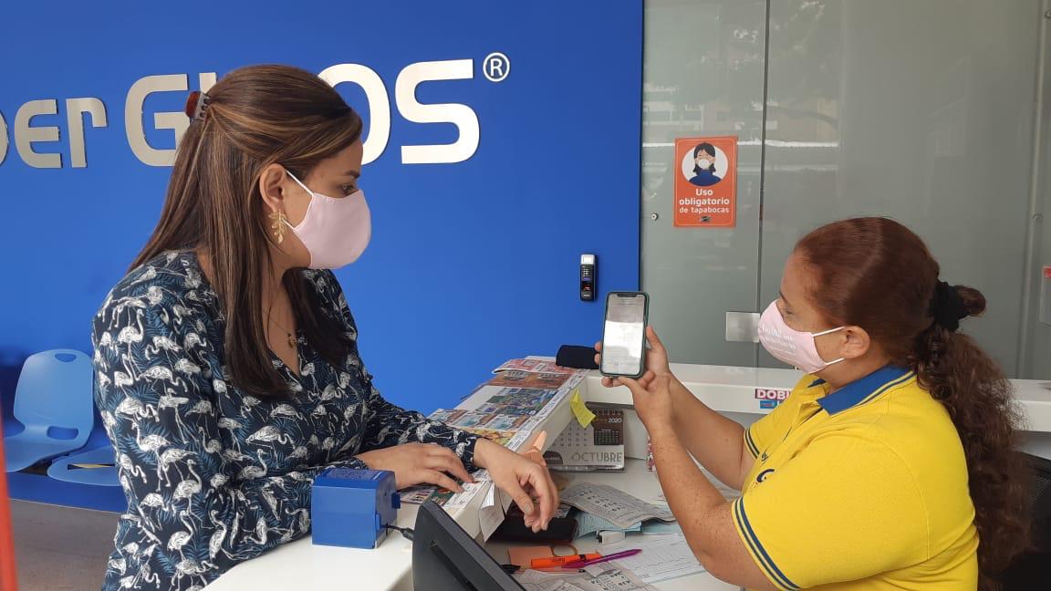 Una empresa que piensa en salvar del cáncer de mama a sus funcionarias