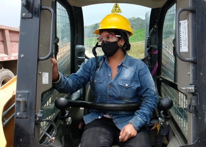 Mujeres, a la conquista del transporte pesado