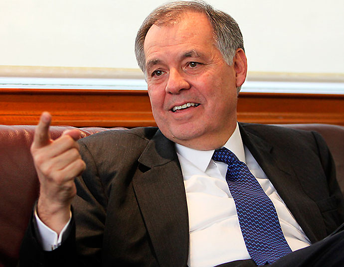 Ex procurador Alejandro Ordóñez hospitalizado por COVID