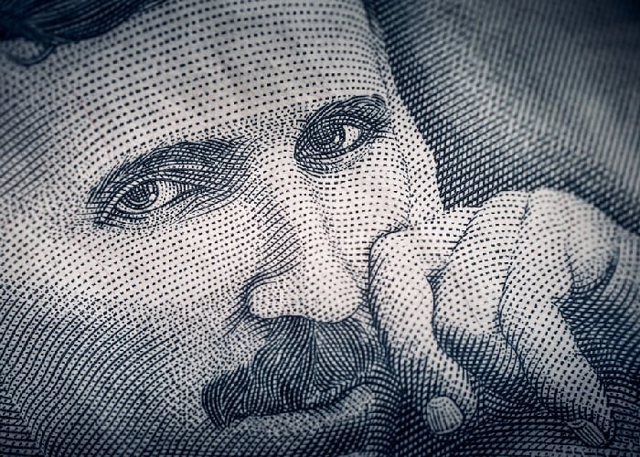 Los mártires inventores que se enfrentaron a los pulpos energéticos