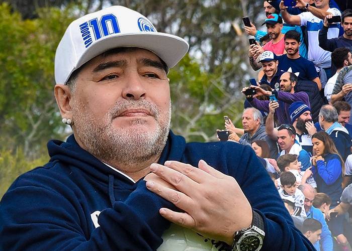 La toxicidad del fútbol: el ocaso de un ídolo y de una sociedad